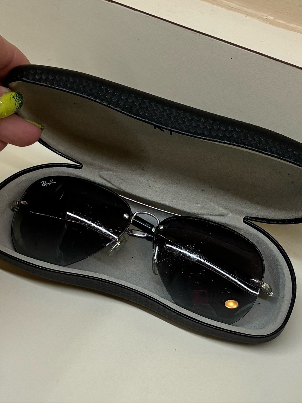 Ray-Ban Black Lens Silver Frame Aviator Sunglasses with Case